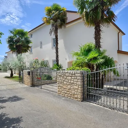 Apartmán Gorgeous In Near Sea